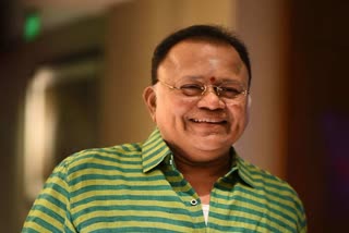 actor radharavi seeks apology from singer chinmayi for spreading defamation