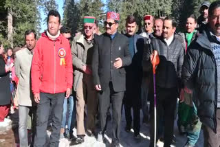 sports minister attended the closing ceremony of skiing competition