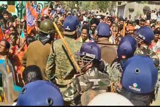 police allegedly beaten bjp mahila morcha members in Narayangarh , West Midnapore