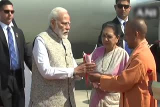 pm modi reached in varanasi