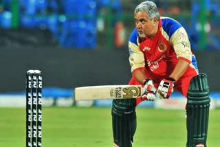 Vijay Mallya Takes a Dig at RCB,ಆರ್​ಸಿಬಿಗೆ ವಿಜಯ್​ ಮಲ್ಯ​ ಸಲಹೆ