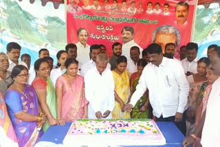 mla celebrated cm kcr birthday celebrations in dubbaka