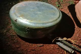 Naxalite conspiracy foiled by jawans 3 IED recovered in kanker