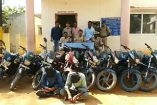 two persons arrested in anatapur dst for bike  chori