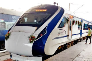 vande bharat express completes 1 year of service