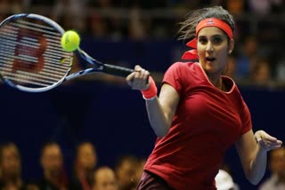 Sania and Caroline, dubai open , ডুবাই অ'পেনৰ প্ৰী-কোৱাৰ্টাৰত ছানিয়া-গাৰ্ছিয়া