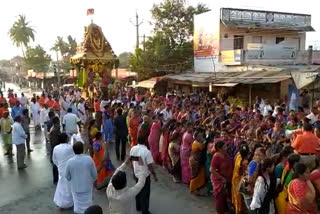 SWARNARATHOTSAVAM HELD IN SRINIVASAMANGAPURAM