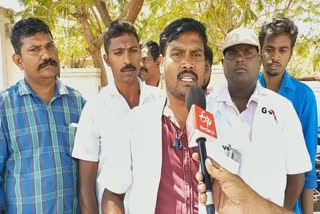 karur-at-velliyanai-fake-case-filed-against-108-ambulance-workers