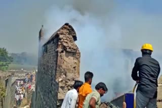 fire-breaks-out-at-home-in-jalna