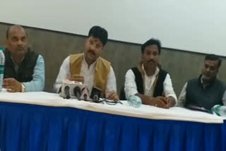 Congress MLA Sunil Saraf press conference