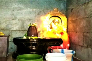sun rays touching the shivalingam at garidepalli mandal
