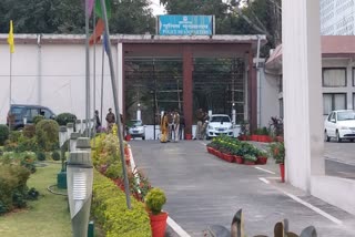 The post of officers in Jharkhand Police Headquarters and CID Headquarters is vacant in ranchi