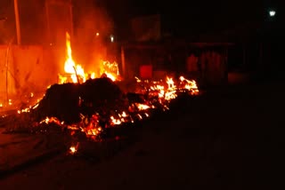 Many shops burnt due to fire in Godda