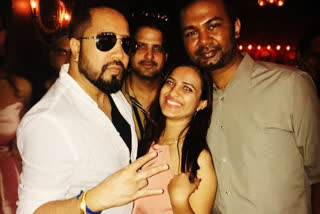 Mika Singh manager death