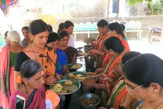 ప్లాస్టిక్​ రహితంగా మహా అన్నదాన కార్యక్రమం