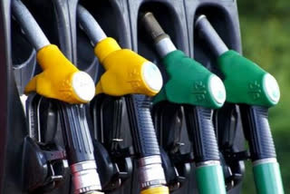 Petrol price hike on Saturday, diesel rates remain stagnant