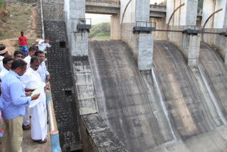 அணை பழுதுபார்க்கும் பணியை ஆய்வு செய்த அமைச்சர்