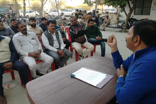 Burari police station SHO met to  public