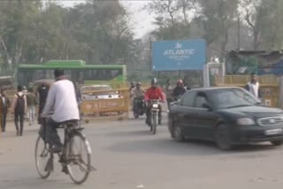 Vehicle movement started on Noida Faridabad road which was closed due to CAA protests