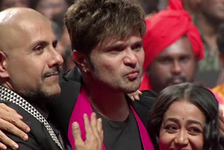 Himesh Reshammiya, Neha Kakkar And Vishal Dadlani get emotional on Indian Idol 11 set, watch promo