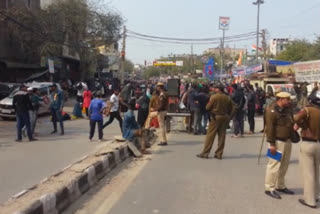 closed against CAA women came on the streets in Khureji Khas delhi