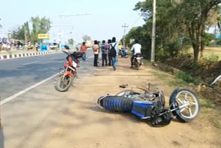 road accident in east godavari dst one died and one injured