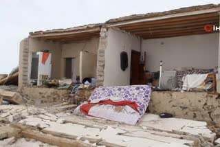 Quake in Iran kills eight in neighbouring Turkey