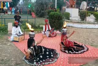 rajasthani-artists-performed-folk-dance-at-trade-fair-gwalior