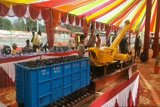 jabalpur-gm-inspected-railway-station-construction-work-in-ashoknagar