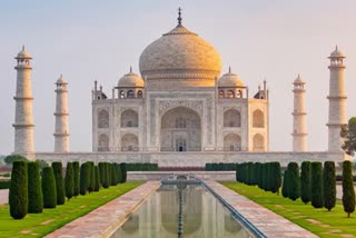 taj mahal tombs cleaned for 1st time in 300 year trump visit