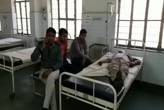 अधमरी हालात में मिला युवक,young man found in extreme situation