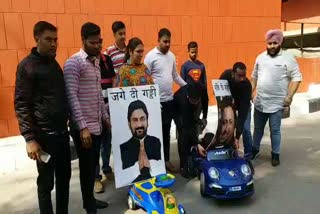 nsui protest against chandigarh senior deputy mayor