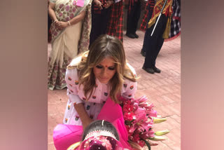 Melania visits Delhi govt school  welcomed with tilak  മെലാനിയ ട്രംപ്  യു.എസ് പ്രഥമ വനിത മെലാനിയ ട്രംപ്  'ഹാപ്പിനസ് ക്ലാസ്'  ഡൽഹി സർക്കാർ