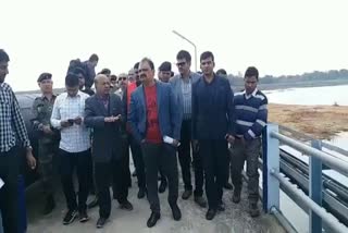 Minister Mithilesh Kumar Thakur inspects Rukka Dam in ranchi