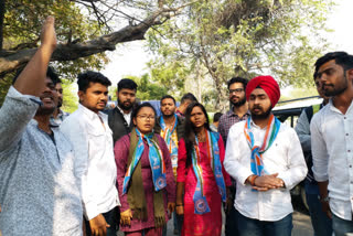 NSUI march against delhi violence and demanded amit shah to resign
