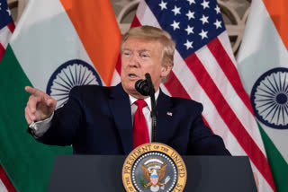 Donald Trump Trump fumes at Supreme Court justices, asks them to recuse themselves Justice Ginsberg அமெரிக்க நீதிபதிகளுக்கு எதிராக கொதித்த ட்ரம்ப் டொனால்ட் ட்ரம்ப், ஹிலாரி கிளிண்டன், நமஸ்தே ட்ரம்ப்