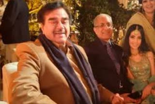 shatrughan sinha meets pakistan president arif alvi in lahore