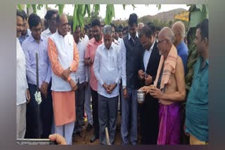 housing-minister-somanna-who-accomplished-land-worship-for-skandasiri-township