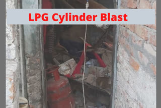Delhi, Naraina cylinder blast  17 injured in LPG cylinder blast  Man killed in LPG cylinder blast  Naraina lpg blast  ഡൽഹിയിൽ സിലിണ്ടർ പൊട്ടിത്തെറിച്ച് ഒരാൾ മരിച്ചു  എൽപിജി സിലിണ്ടർ  ഡൽഹിയിലെ നരൈന