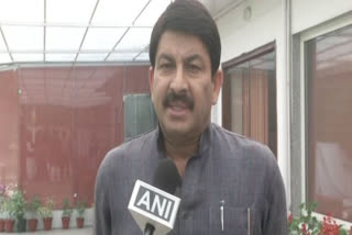 Amid Delhi Violence  Manoj Tiwari Slams CM Kejriwal For 'spreading Confusion Over CAA'  മനോജ് തിവാരി  കെജ്‌രിവാളിനെതിരെ ആഞ്ഞടിച്ച് ബിജെപി പ്രസിഡന്‍റ് മനോജ് തിവാരി