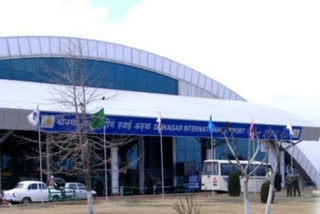 Srinagar international airport  Central Industrial Security Force  DySP Davinder Singh  Hizbul Mujahideen  M A Ganapathy  Sheikh-ul-Alam international airport  ശ്രീനഗർ അന്താരാഷ്ട്ര വിമാനത്താവളം  സി.ഐ.എസ്.എഫ്  സിവിൽ ഏവിയേഷൻ  എയർ ഇന്ത്യ എക്സ്പ്രസ് വിമാനം  എയർപോർട്ട് ഡയറക്ടർ  ഡയറക്ടർ ജനറൽ