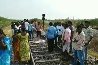 Student commits suicide by falling under train in devarakadra mahabubnagar