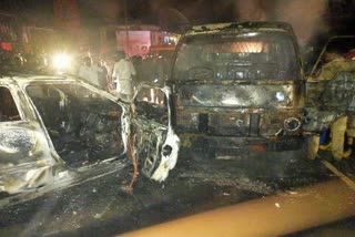 വാഹനങ്ങൾ കൂട്ടിയിടിച്ച് കത്തി നശിച്ചു  malappuram vehicle fire