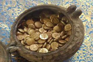 Gold coins  Tiruchirappalli  Jambukeswarar Temple  gold coins unearthed  തിരുച്ചിറപ്പിള്ളിയിൽ സ്വർണ നാണയങ്ങൾ