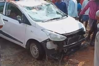 Three drown as car plunges