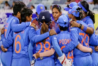 India maintain perfect T20 World Cup form with dramatic New Zealand win