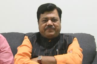 Pravin Darekar