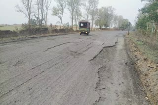 Chatra-Simaria road not being constructed