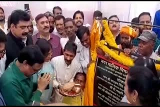 minister-sajjan-singh-verma-inaugurated-26-buses-of-sutra-seva-in-dewas