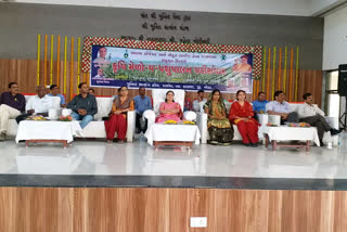 A women’s agricultural fair and pastoral seminar was held at Dakor